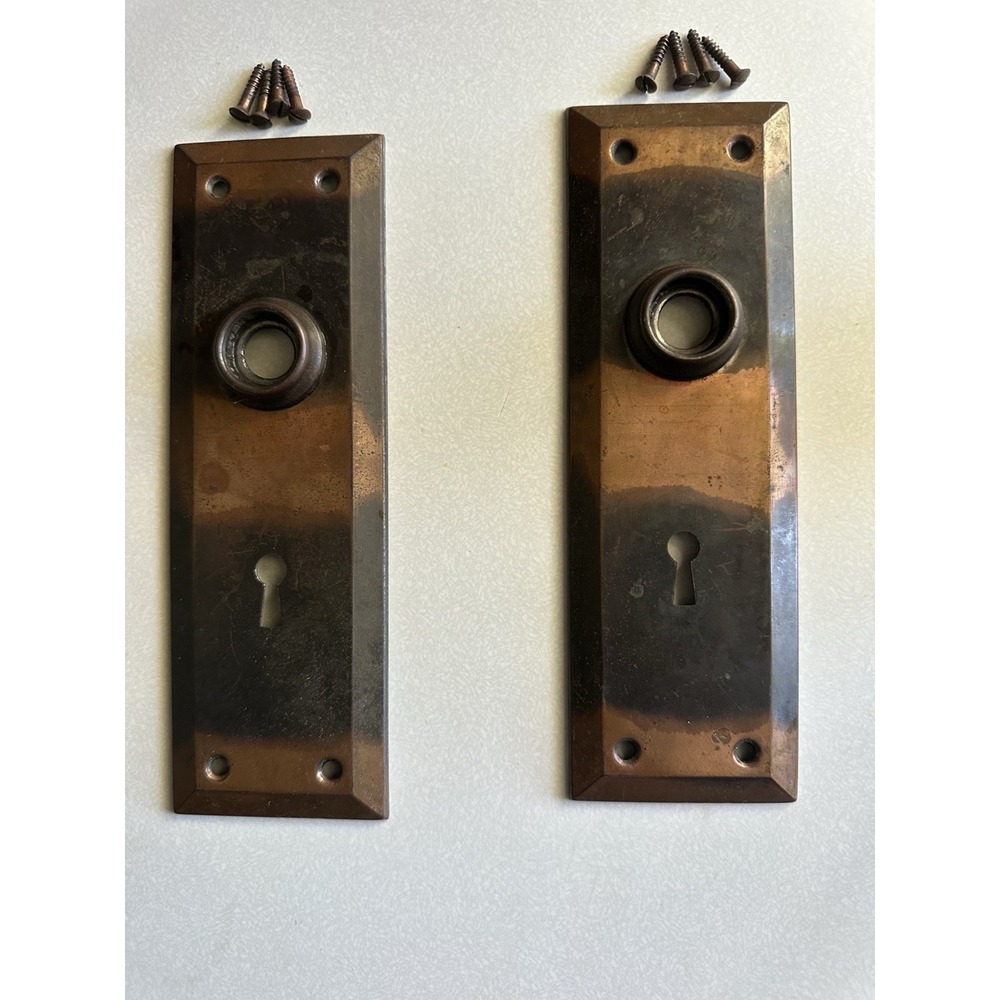 VINTAGE PAIR ART DECO STYLE FANCY DOOR KNOB BACK PLATES With Original Screws
